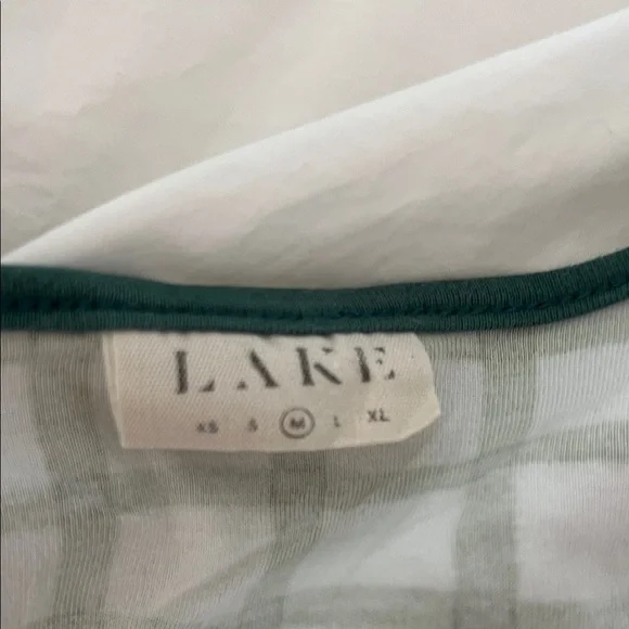 LAKE Plaid Women's Pajama set in Green and White medium - Picture 4 of 5